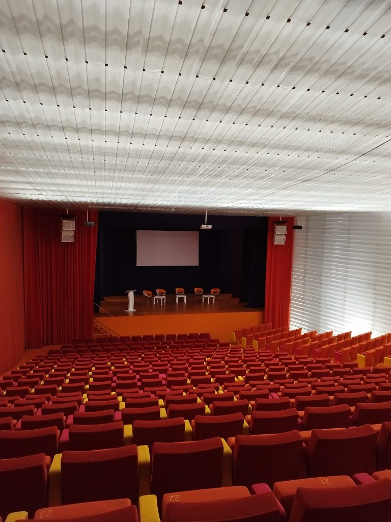 sala A , auditorio el Batel